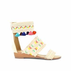 Chase & Chloe Cayne Nude High Top Flat Sandal